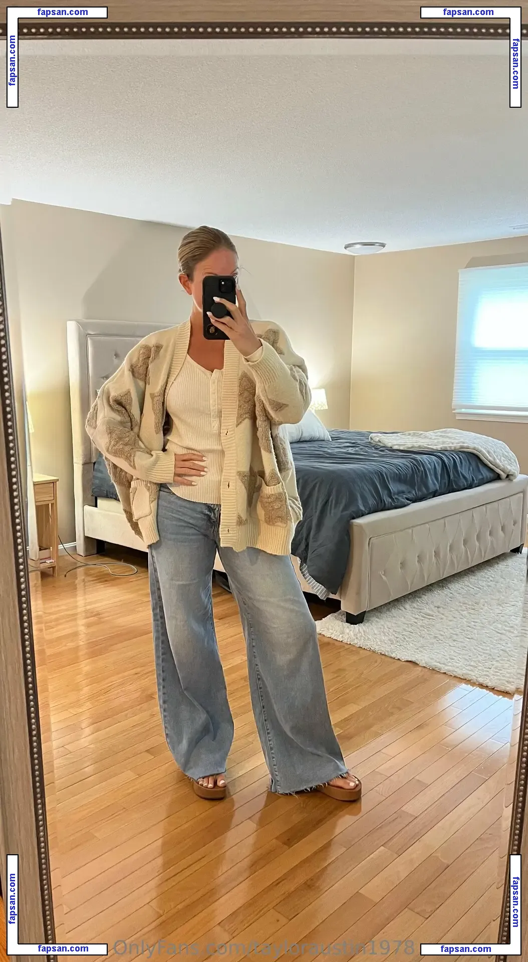 tayloraustin1978 nude photo #0004 from OnlyFans
