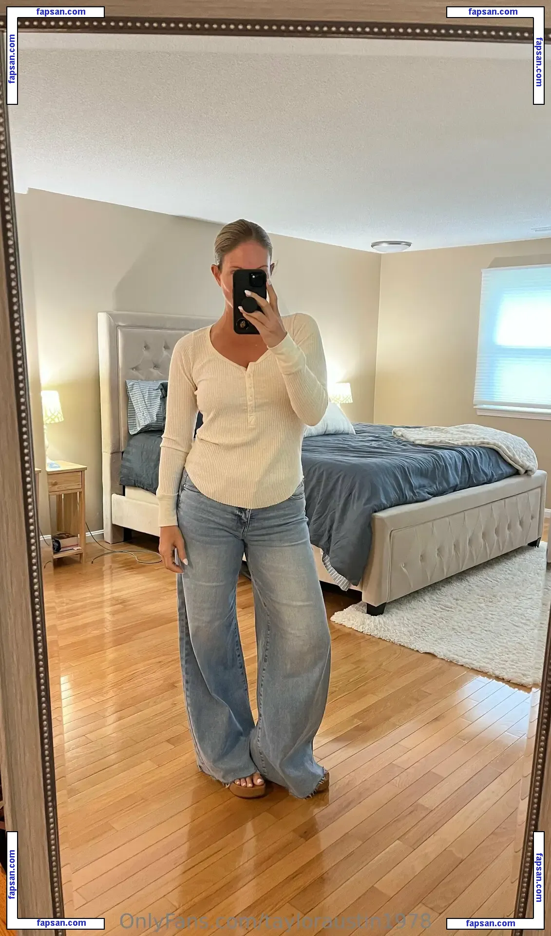 tayloraustin1978 nude photo #0023 from OnlyFans
