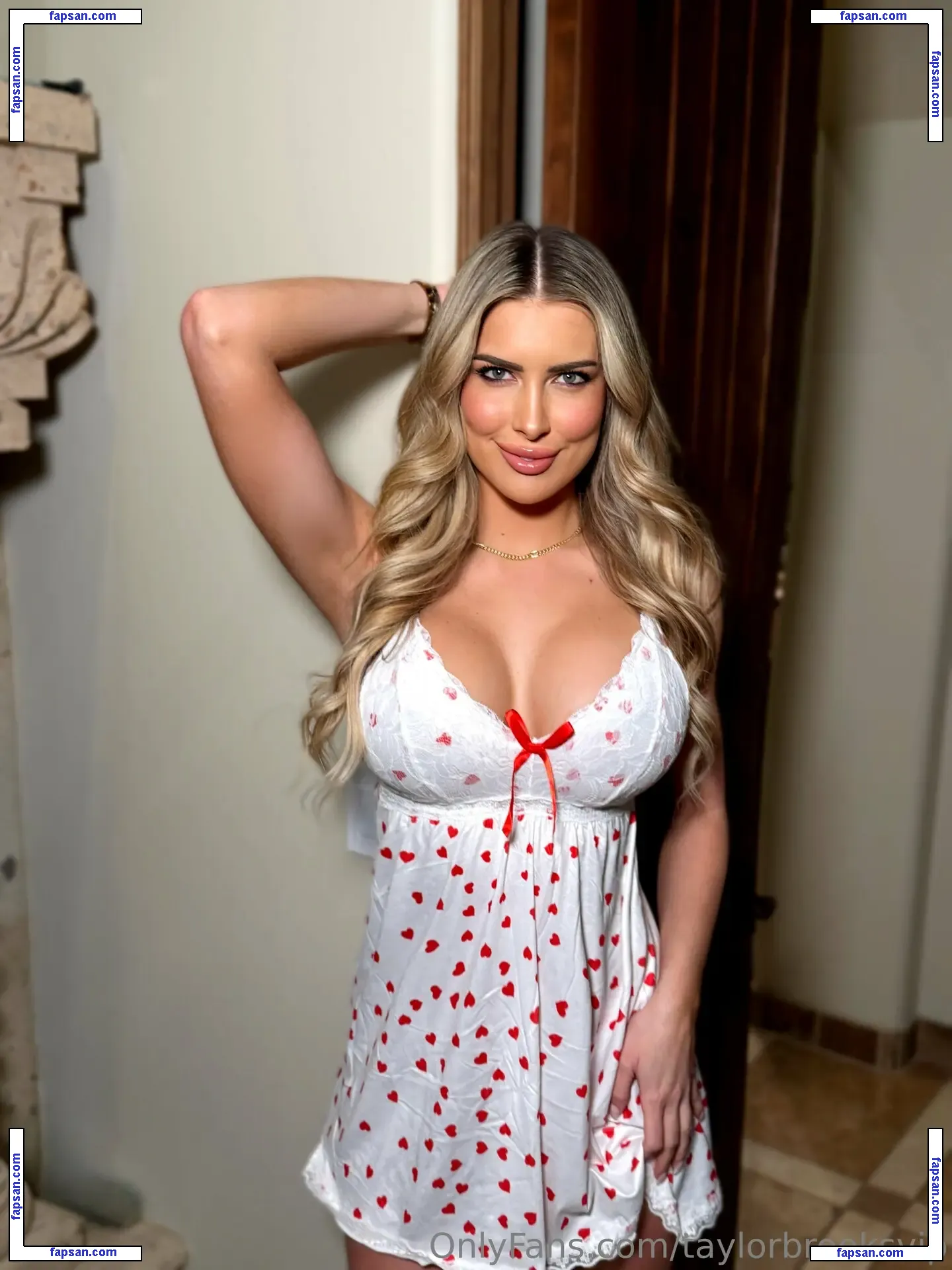 taylorbrooksvip nude photo #0034 from OnlyFans