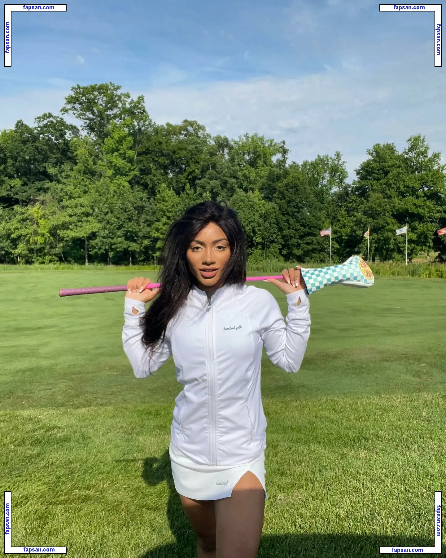 taylorchamp nude photo #0017 from OnlyFans