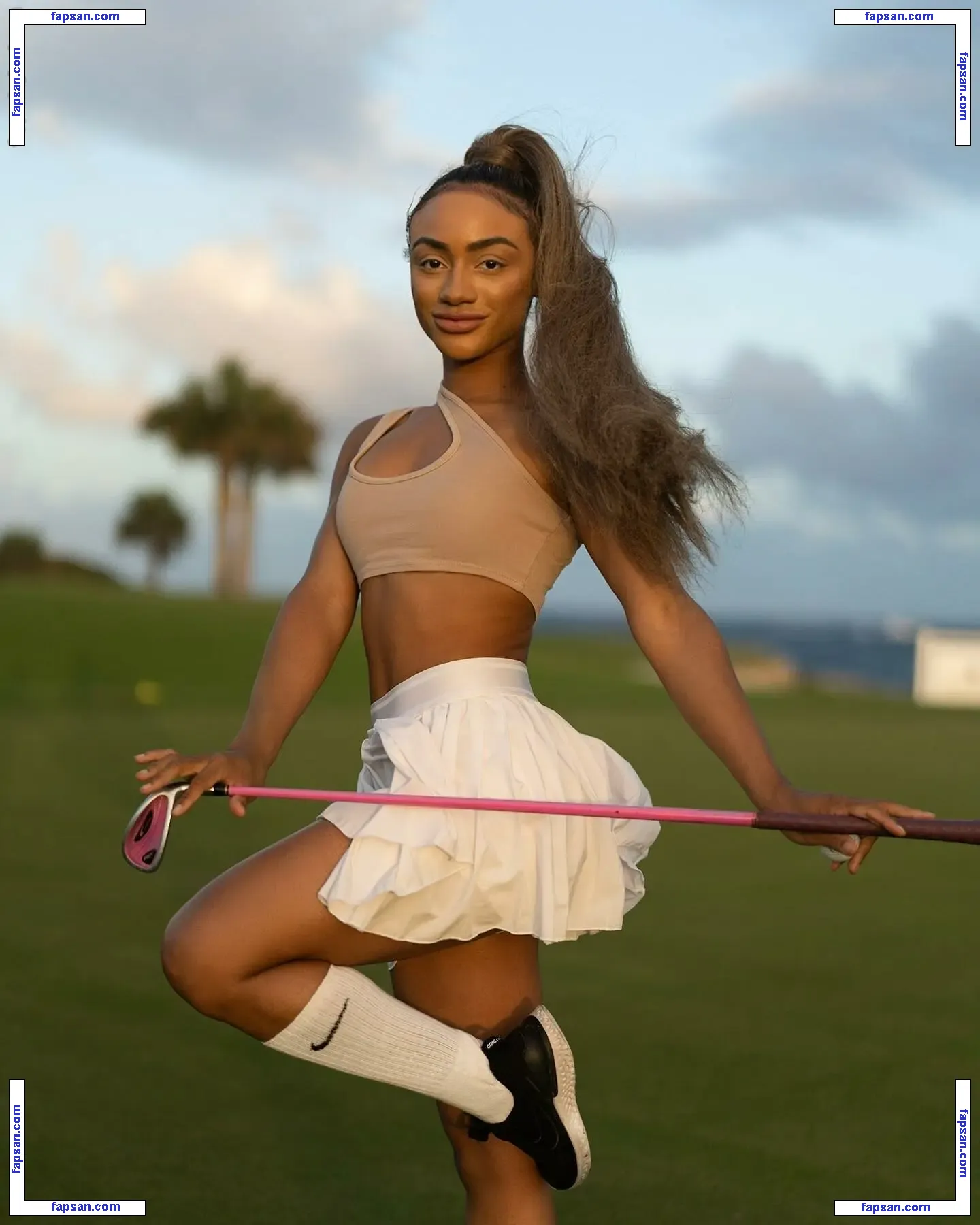 taylorchamp nude photo #0029 from OnlyFans