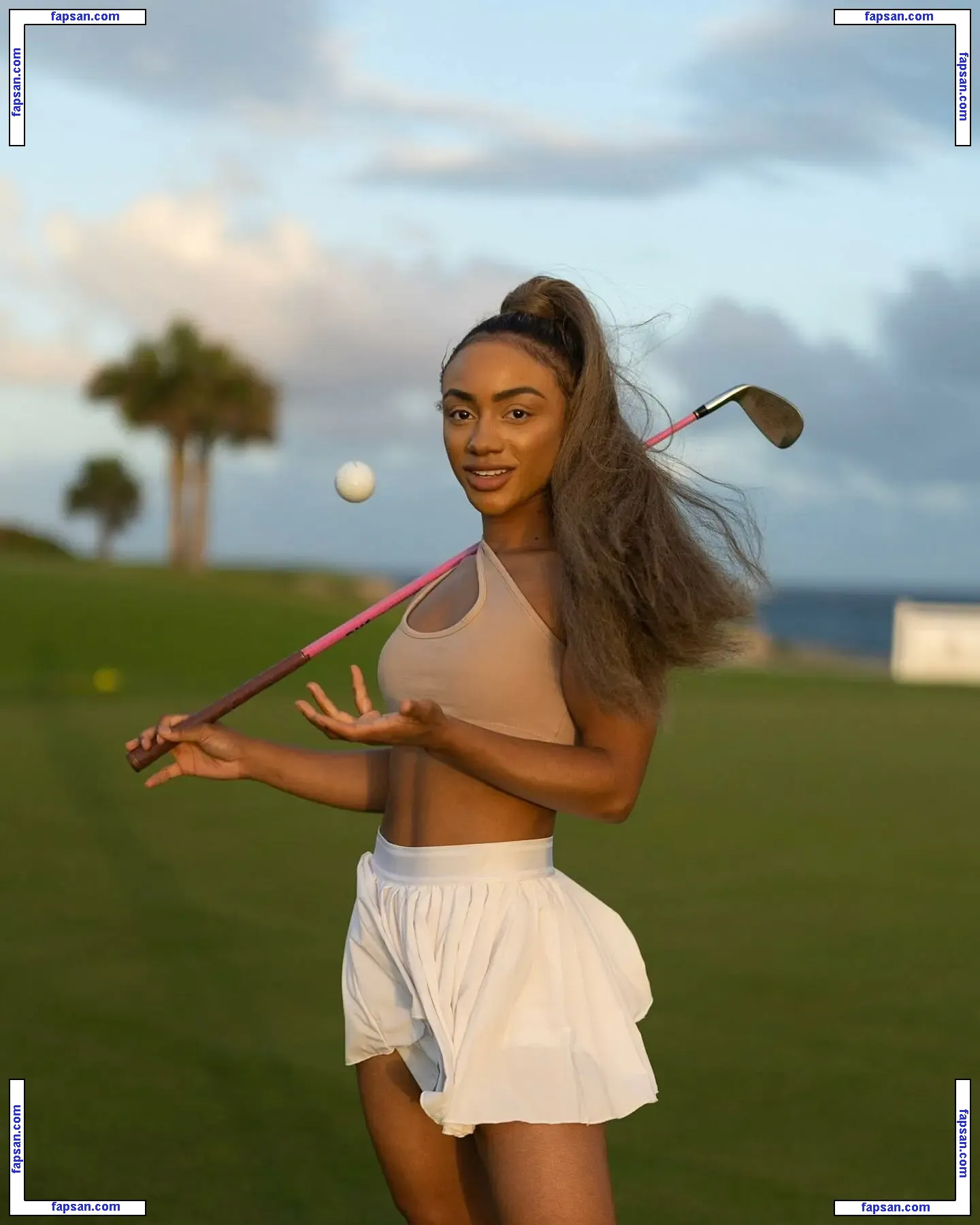 taylorchamp nude photo #0030 from OnlyFans