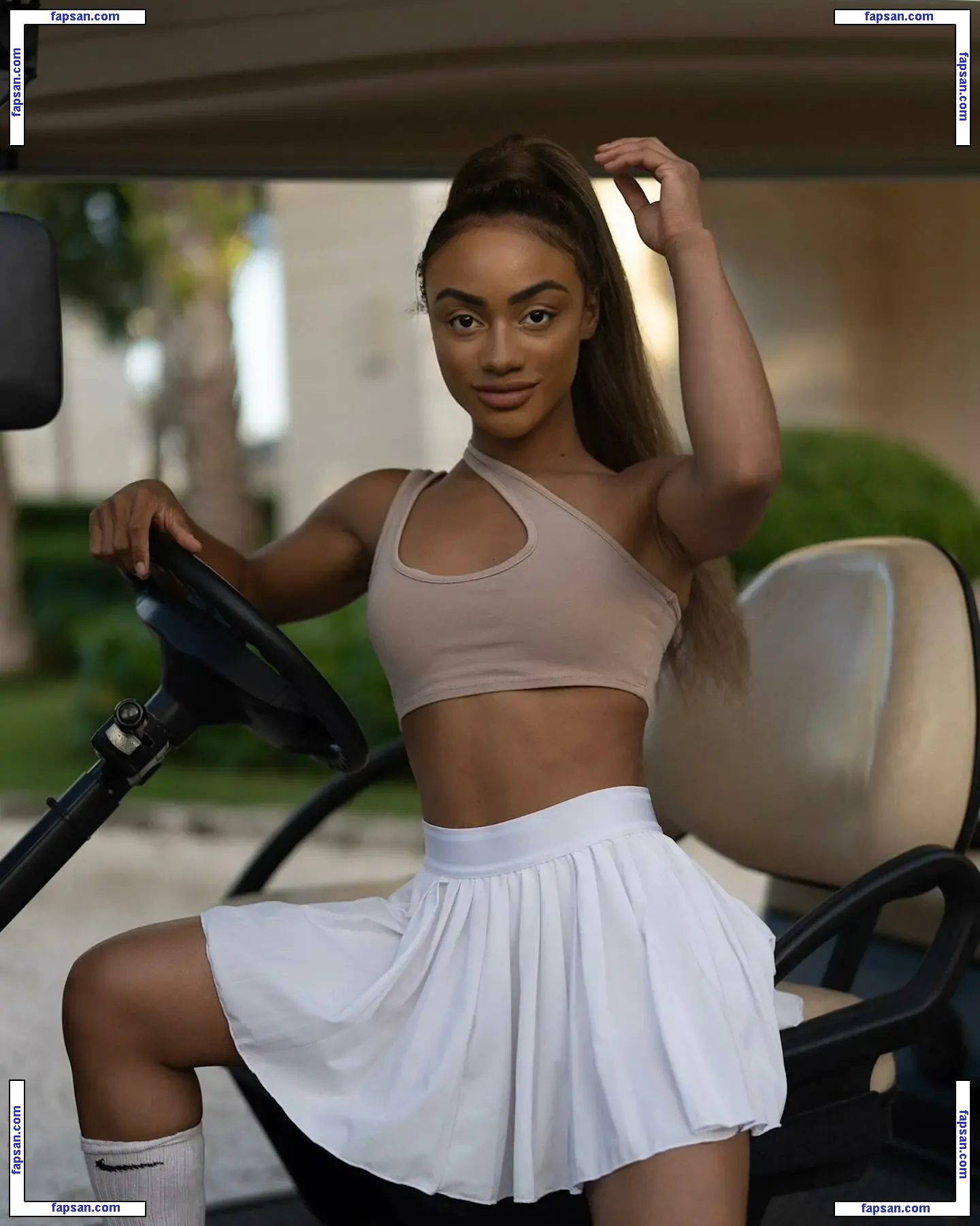 taylorchamp nude photo #0037 from OnlyFans