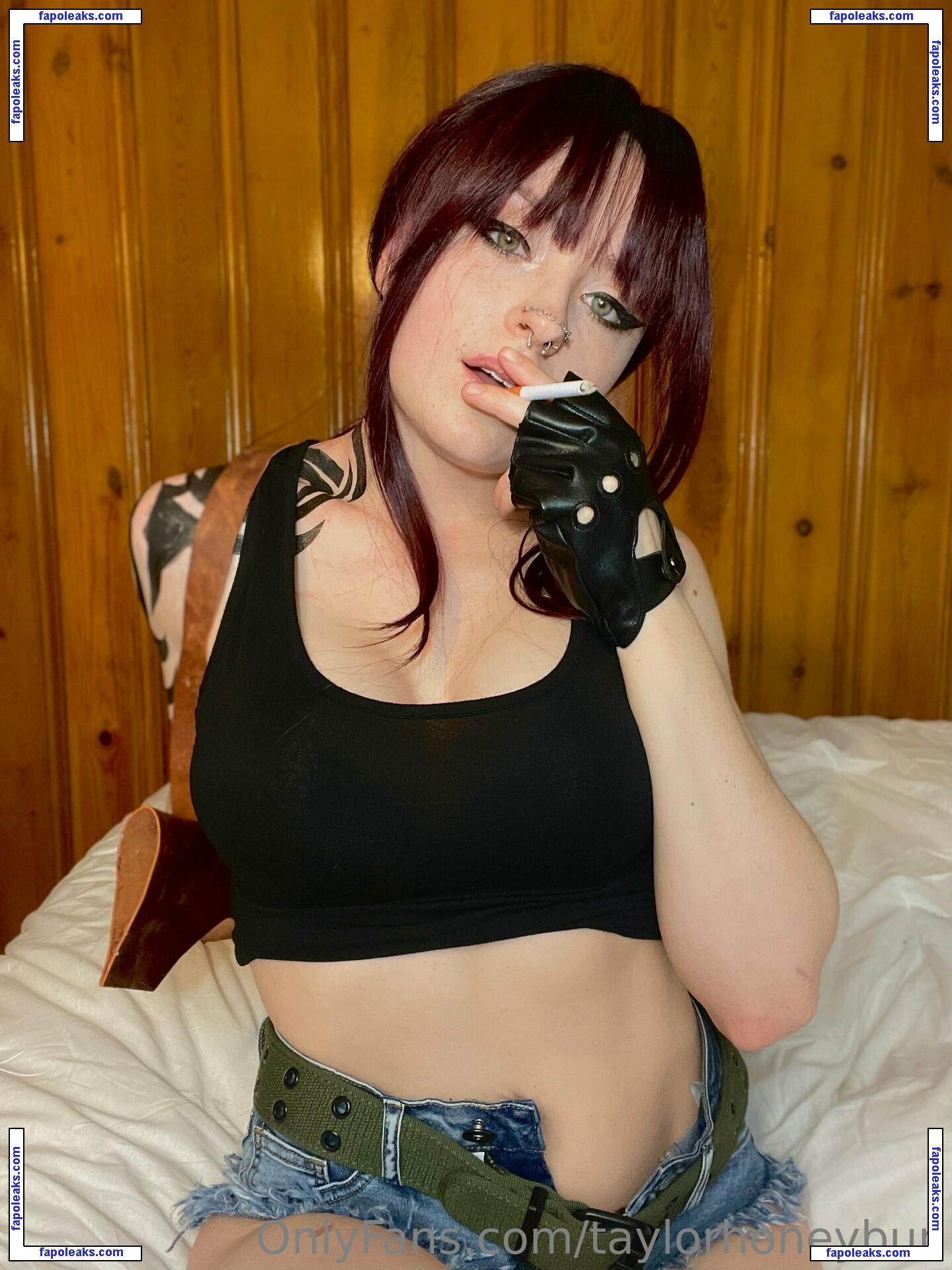 taylorhoneybun / honeybuns_cosplay nude photo #0007 from OnlyFans