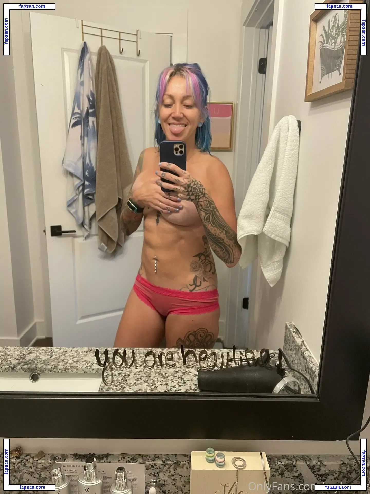 taylorraz nude photo #0038 from OnlyFans