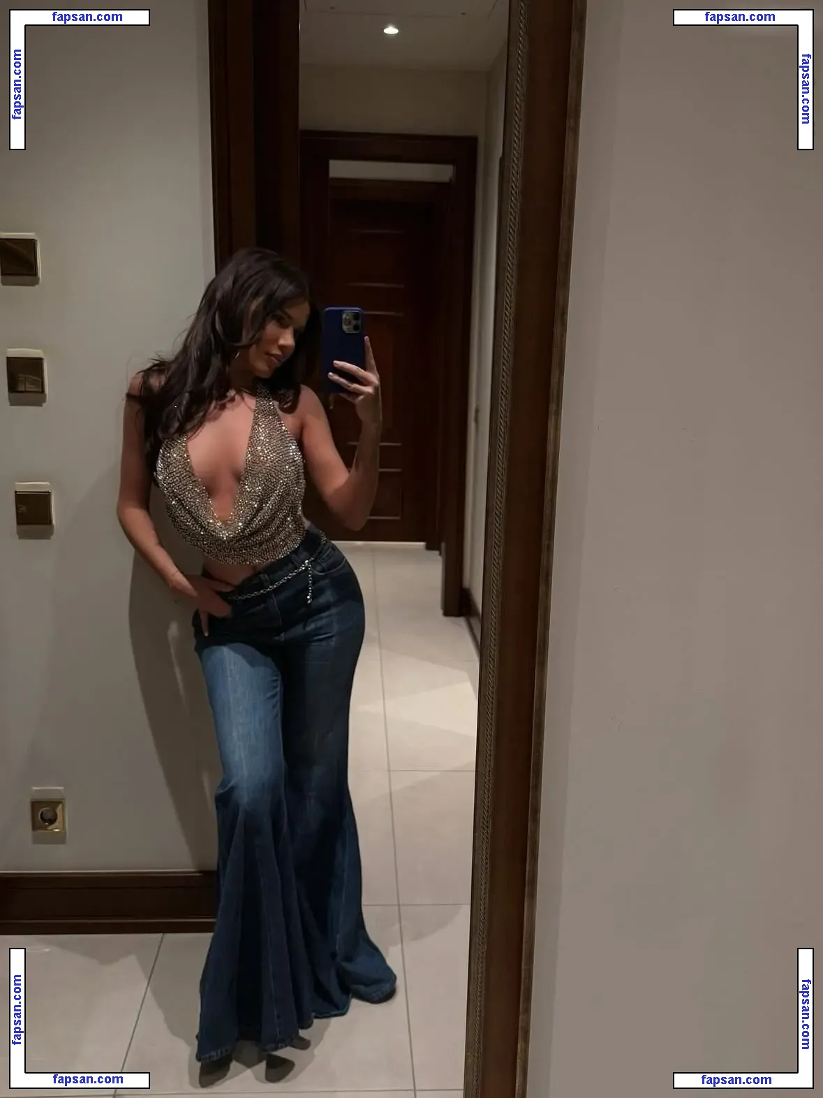 Tayna nude photo #0036 from OnlyFans