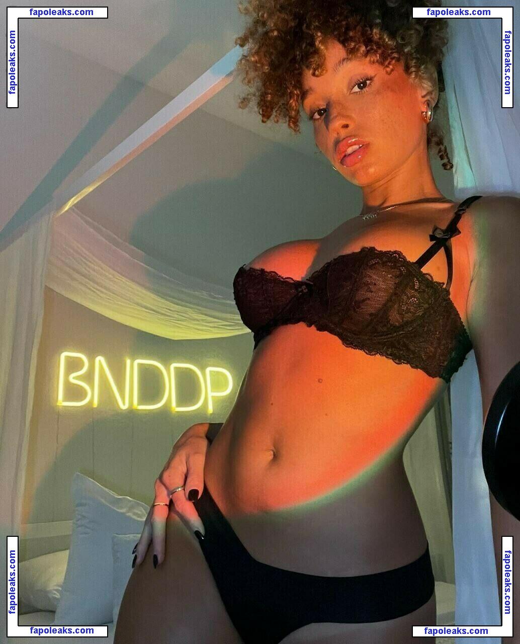 tazsangelsuncensored / Catdagreat / Tazs Angels AB nude photo #0038 from OnlyFans