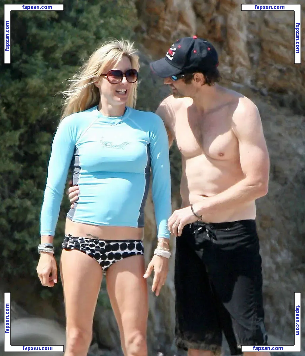 Téa Leoni голая фото #0135 с Онлифанс