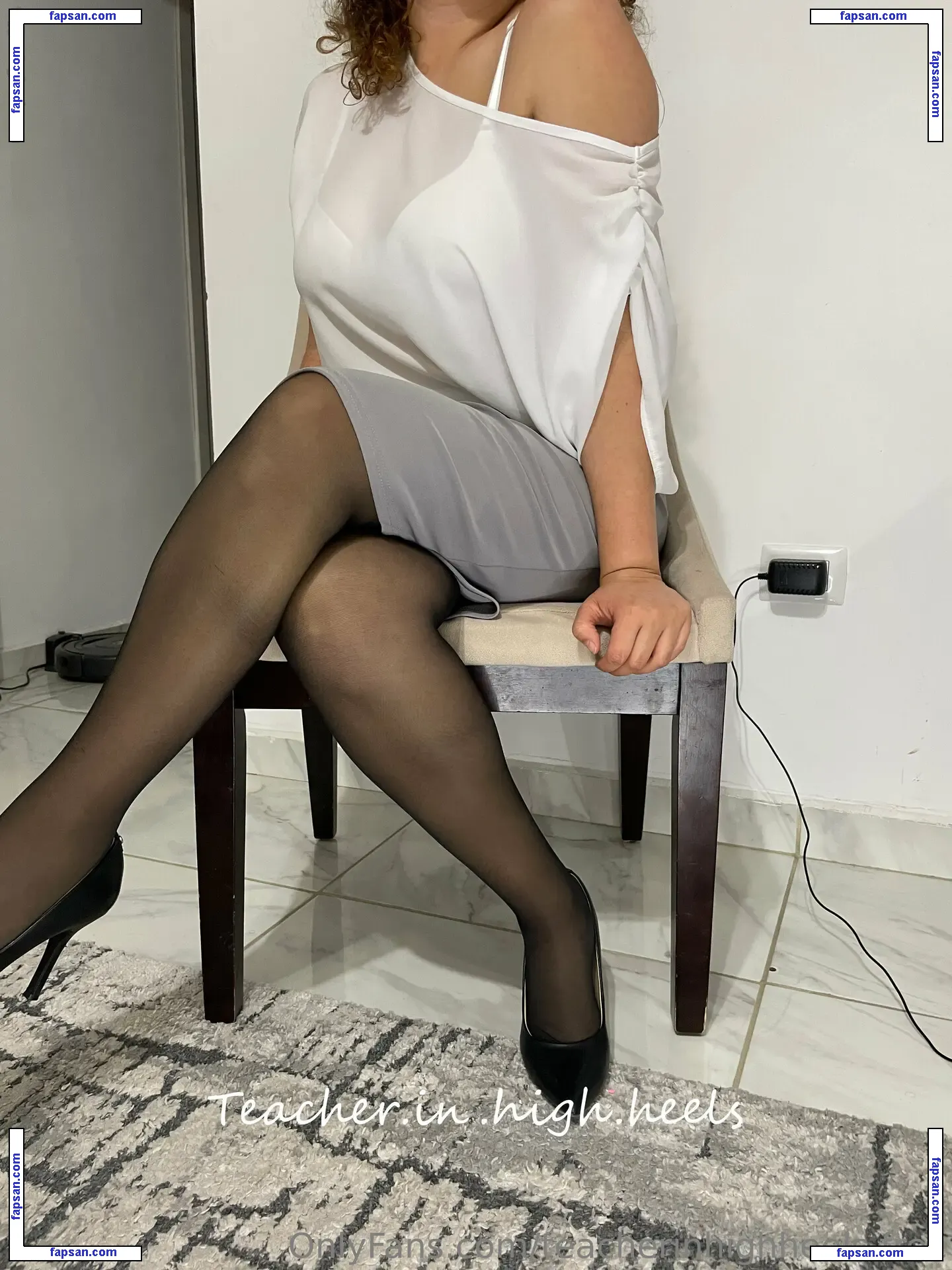 teacherinhighheels.free nude photo #0001 from OnlyFans