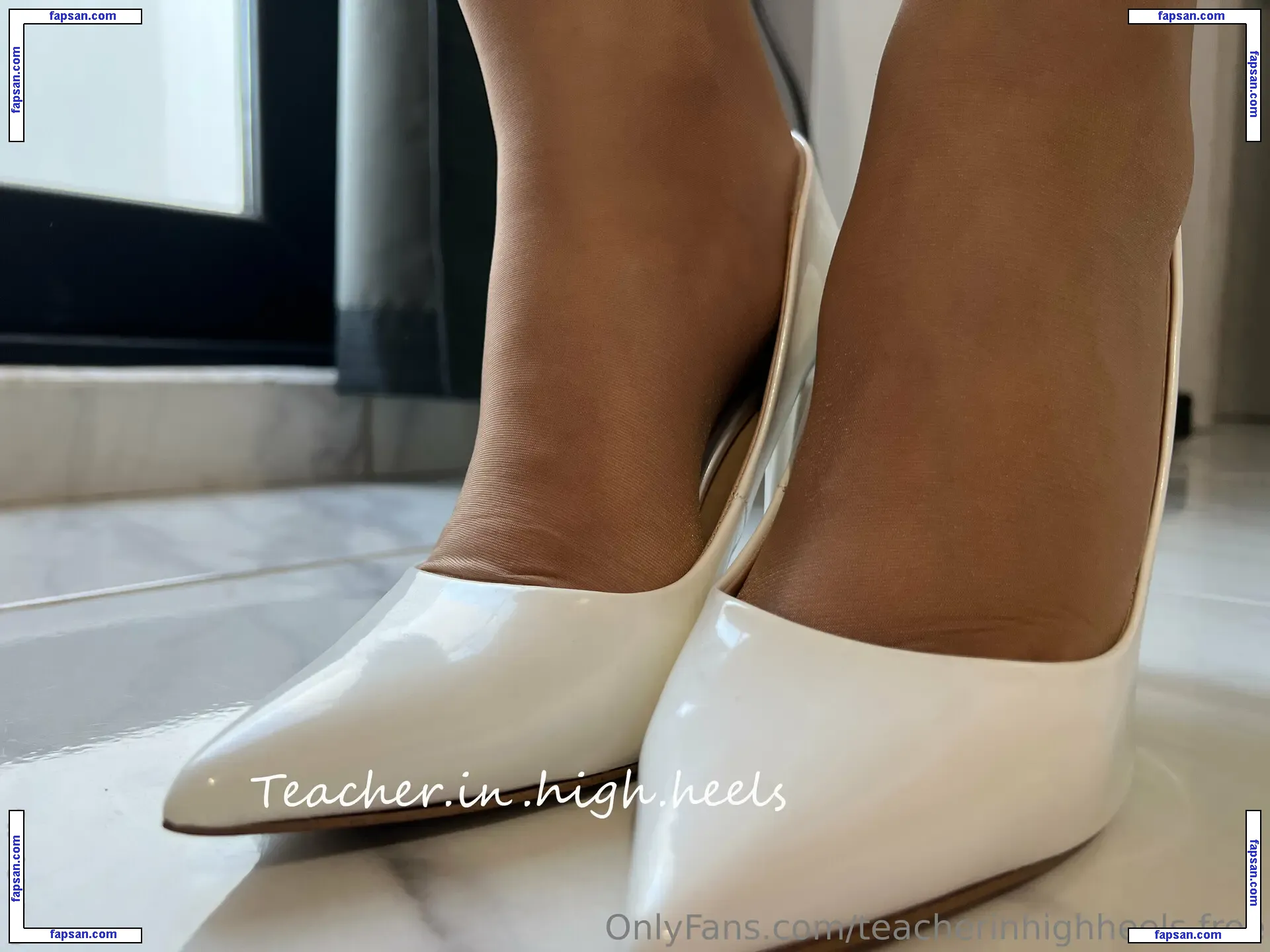 teacherinhighheels.free nude photo #0008 from OnlyFans
