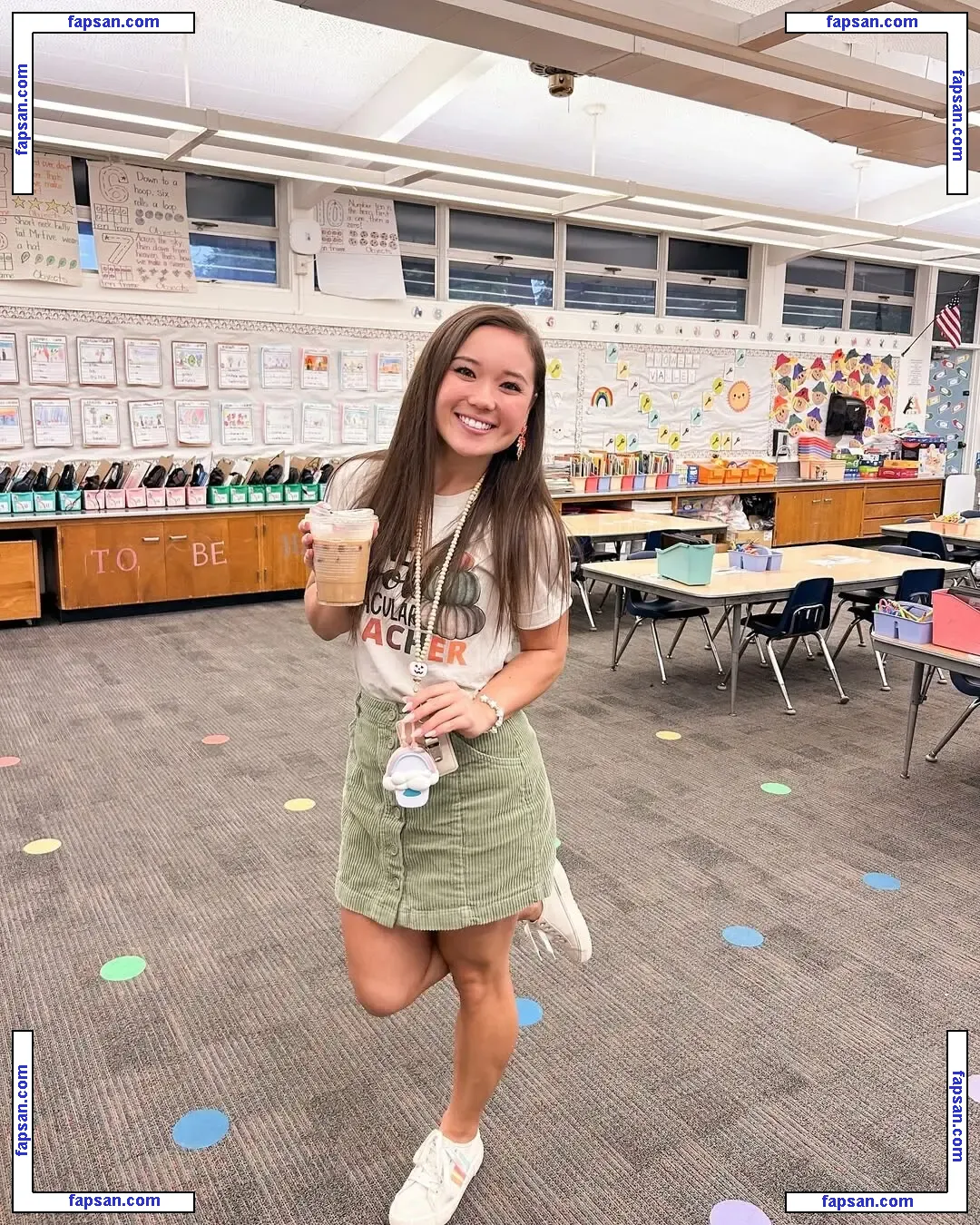 Teachers nude photo #0046 from OnlyFans