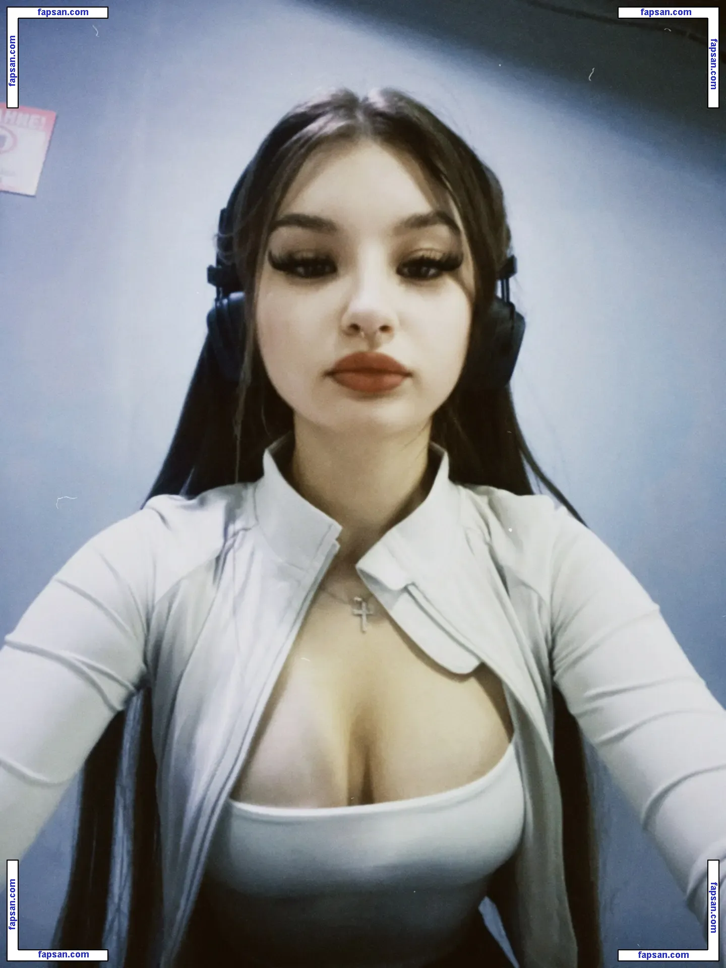 technolightss голая фото #0001 с Онлифанс