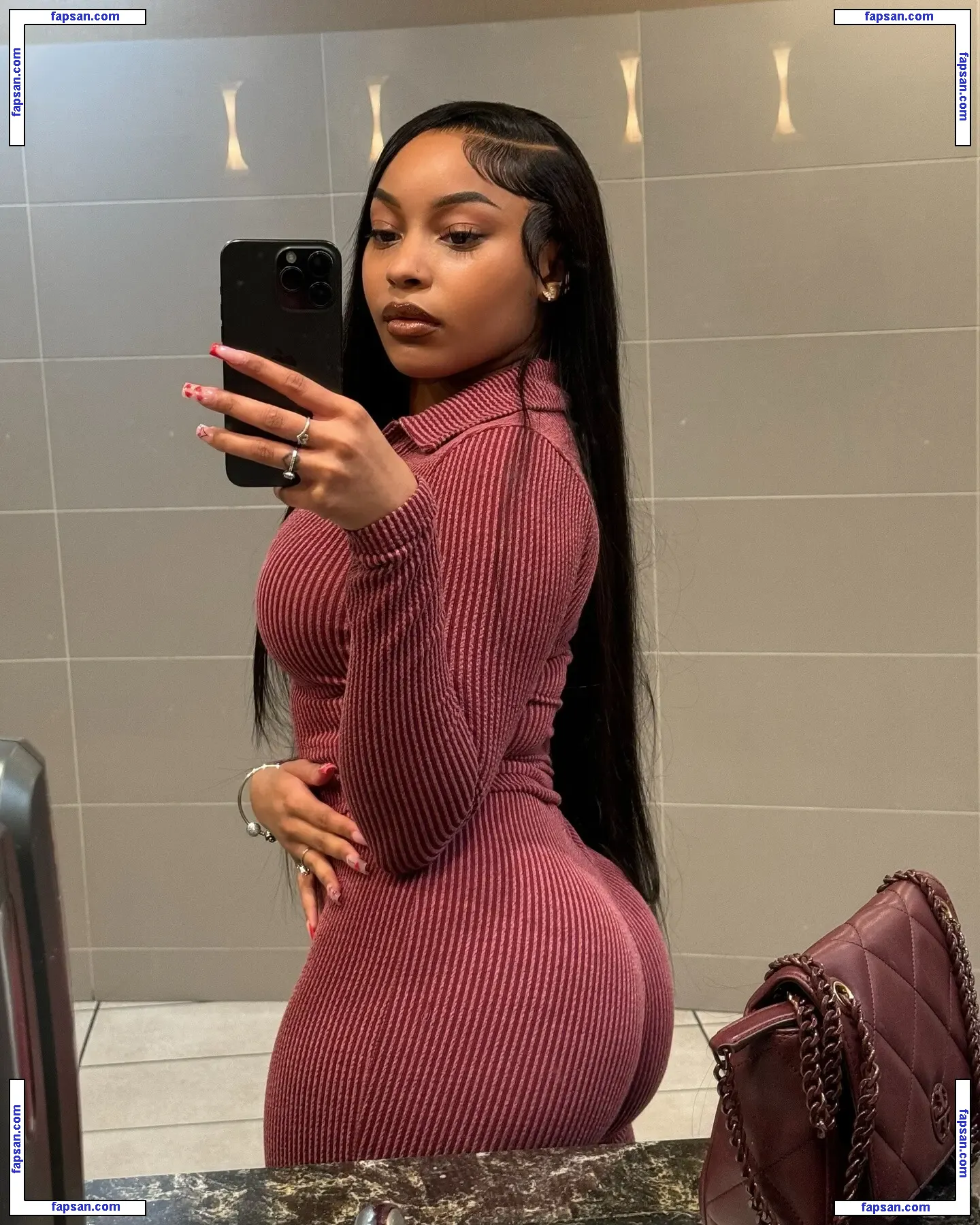 teeteepooh nude photo #0010 from OnlyFans