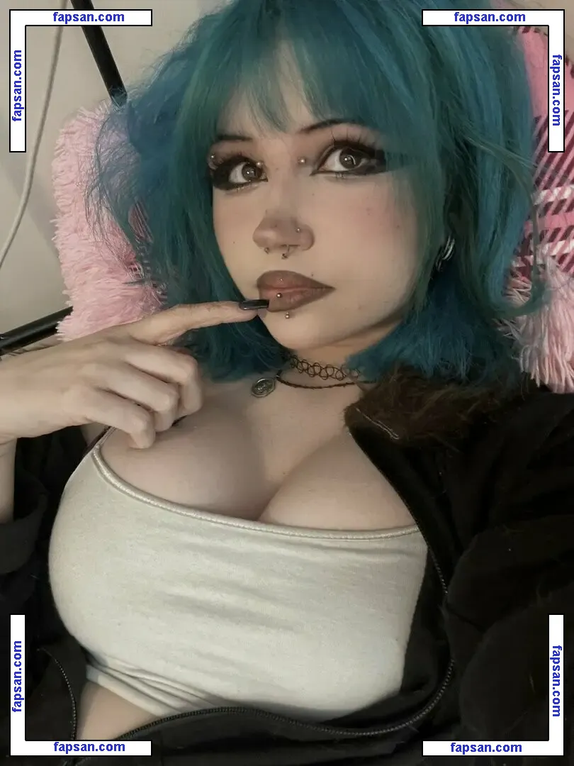 Terann Hilow nude photo #0025 from OnlyFans