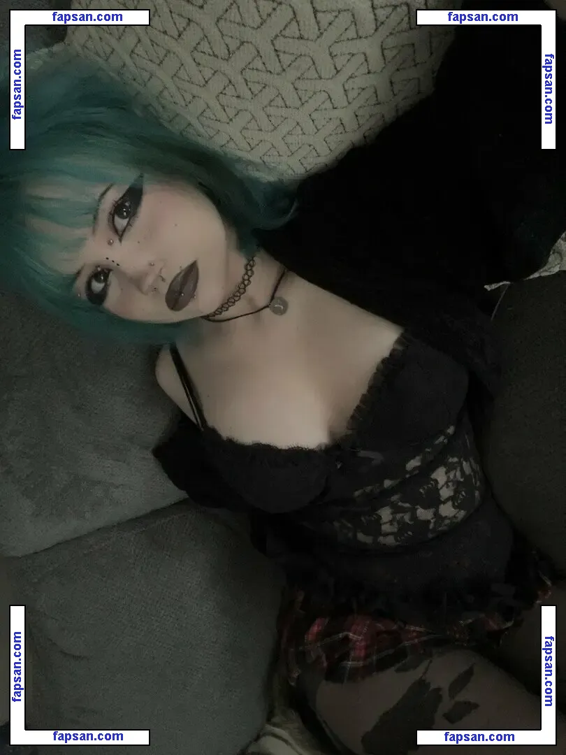 Terann Hilow nude photo #0033 from OnlyFans