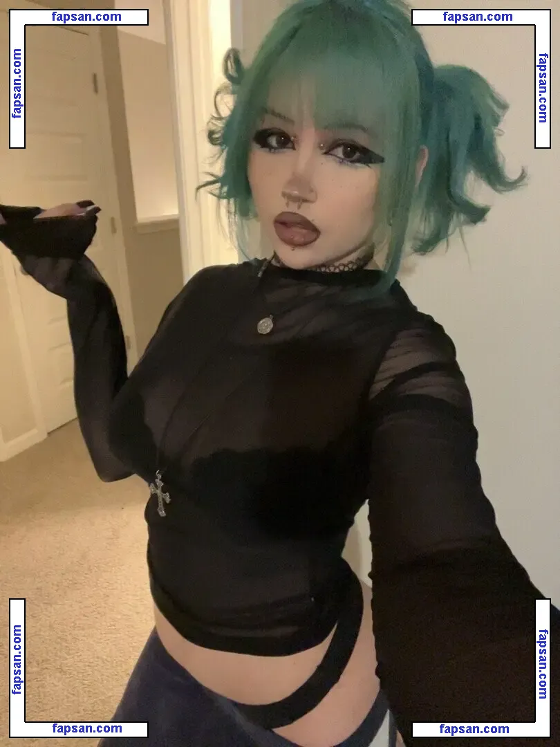 Terann Hilow nude photo #0037 from OnlyFans