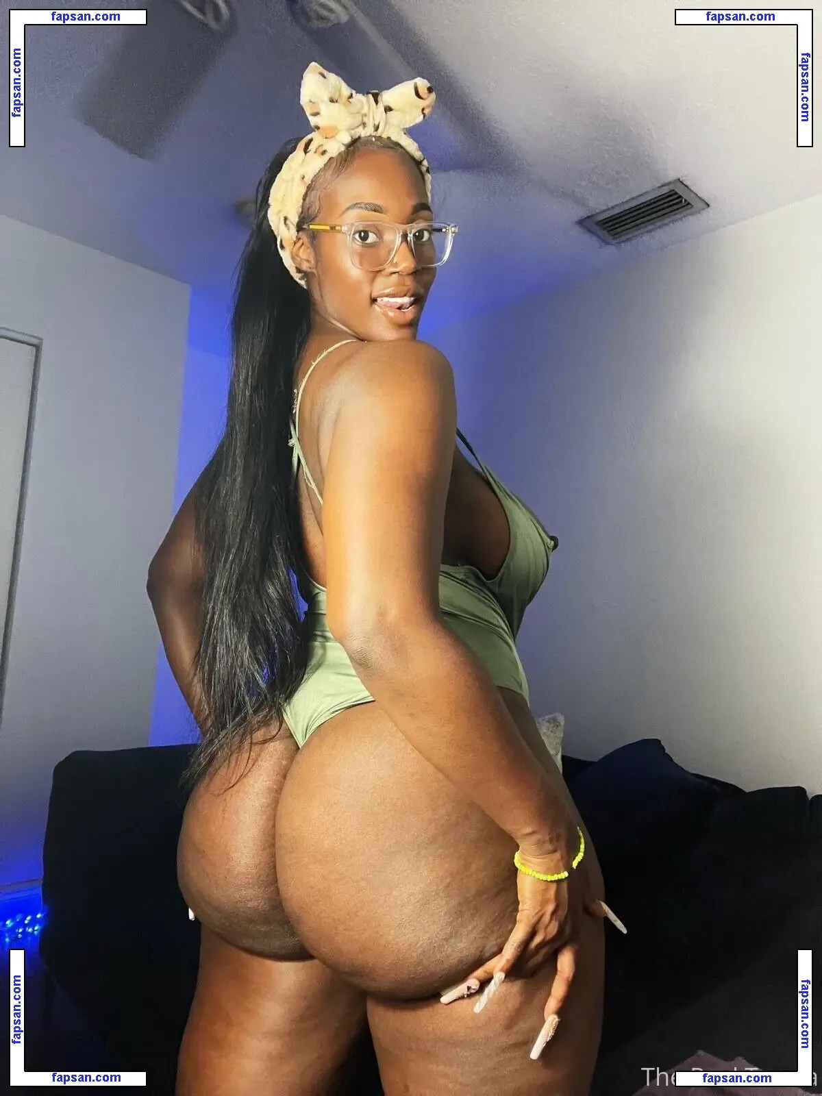 Teresa Lavae nude photo #0092 from OnlyFans