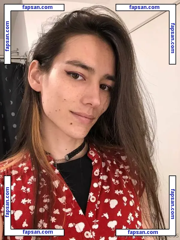 tess nude photo #0004 from OnlyFans