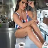 Tessa Blanchard голая #0026