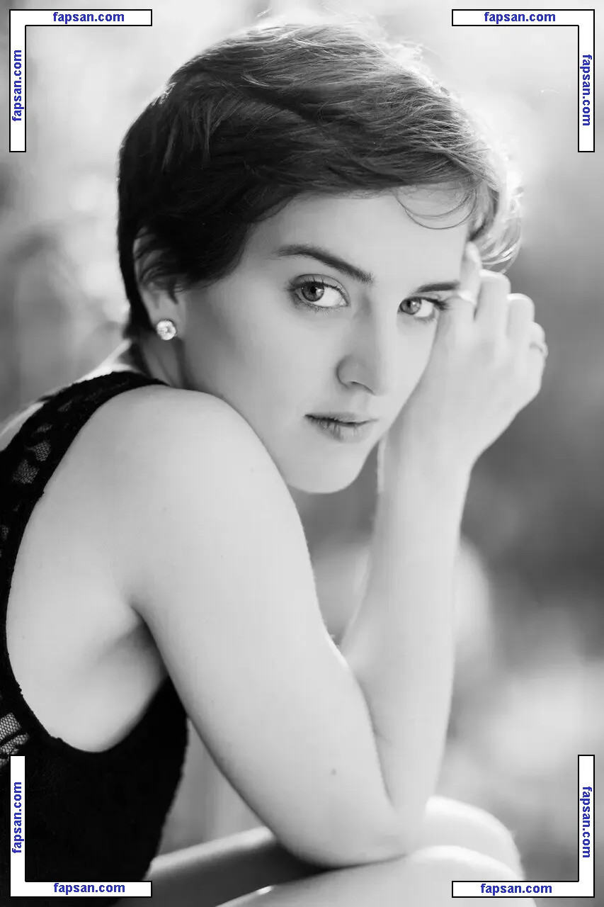 Tessa Netting nude photo #0025 from OnlyFans