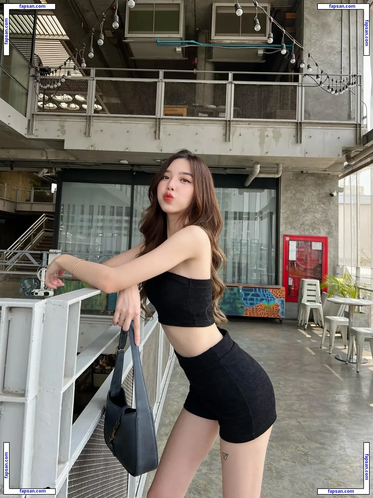 Thai Girls nude photo #0356 from OnlyFans