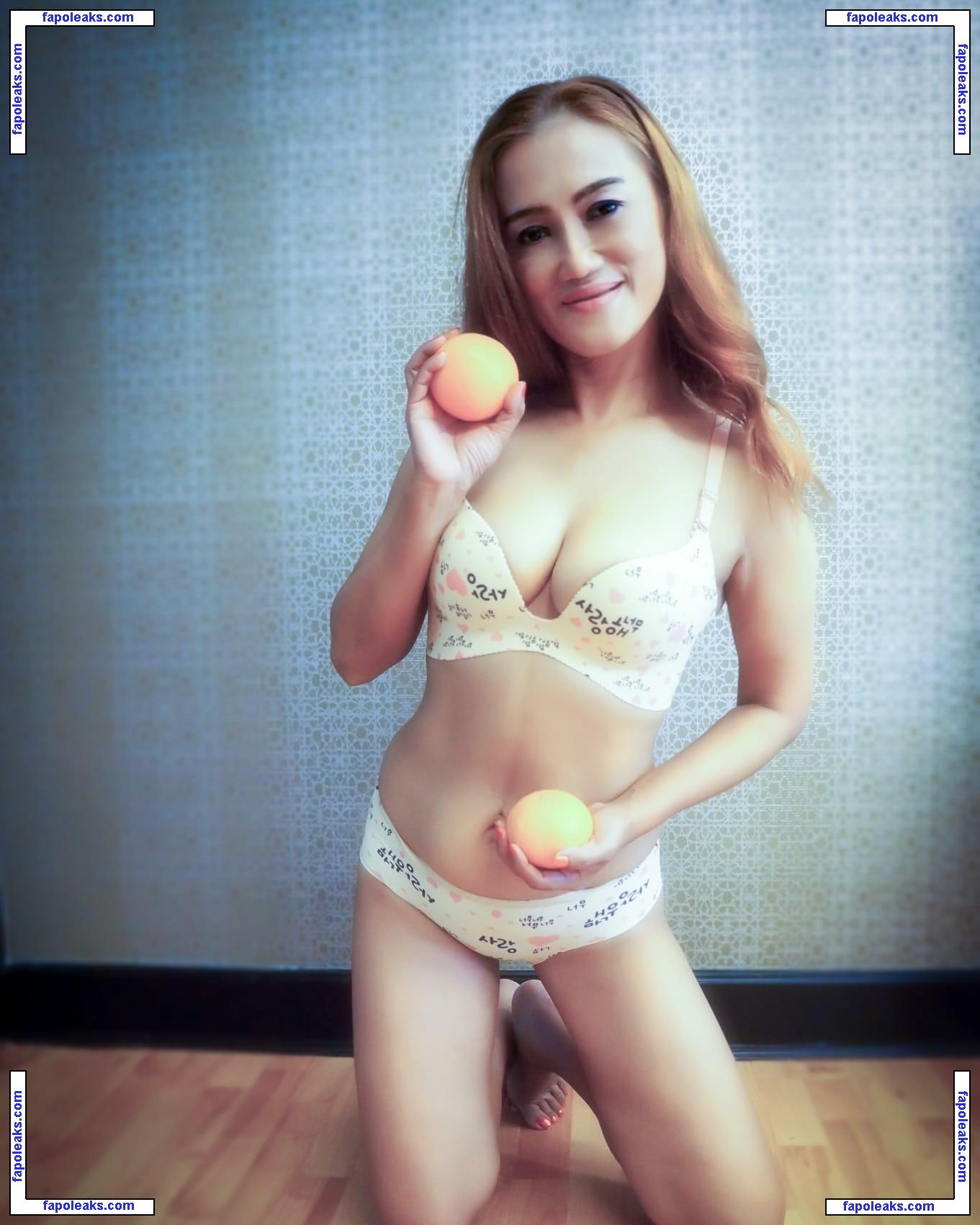 Thai Milf Rita / mamarita145708943 / momrita2624 nude photo #0007 from OnlyFans