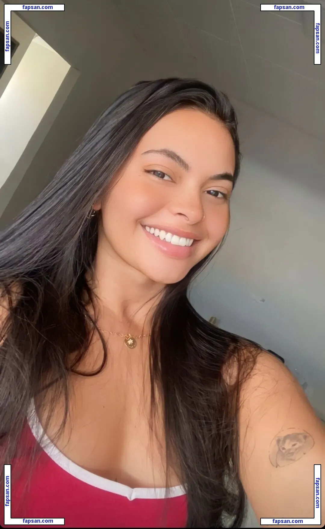 Thamyres Campos nude photo #0052 from OnlyFans