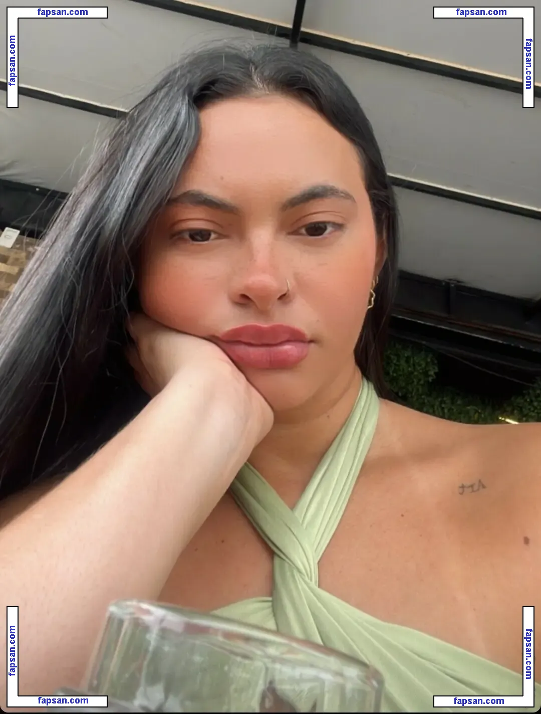 Thamyres Campos nude photo #0073 from OnlyFans
