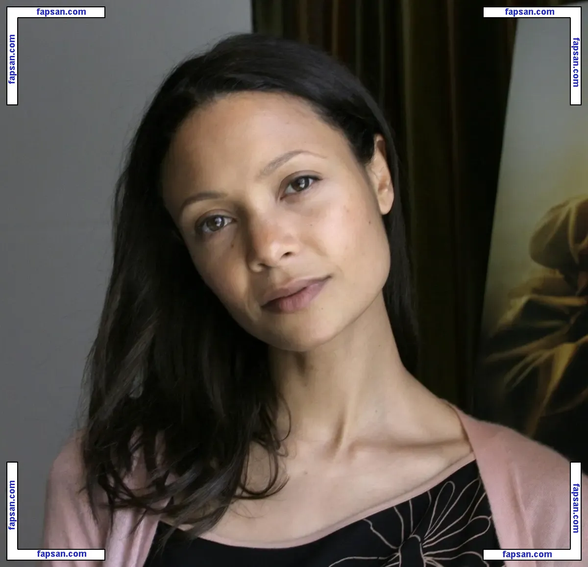 Thandie Newton / dropitlikeitstot / thanddd голая фото #0280 с Онлифанс