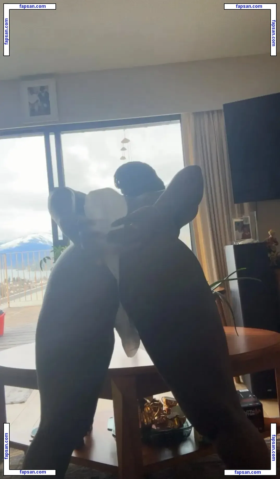 Thandiwe Svisdhal голая фото #0002 с Онлифанс