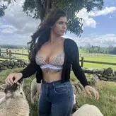 Thatbrunnettefarmher голая #0001