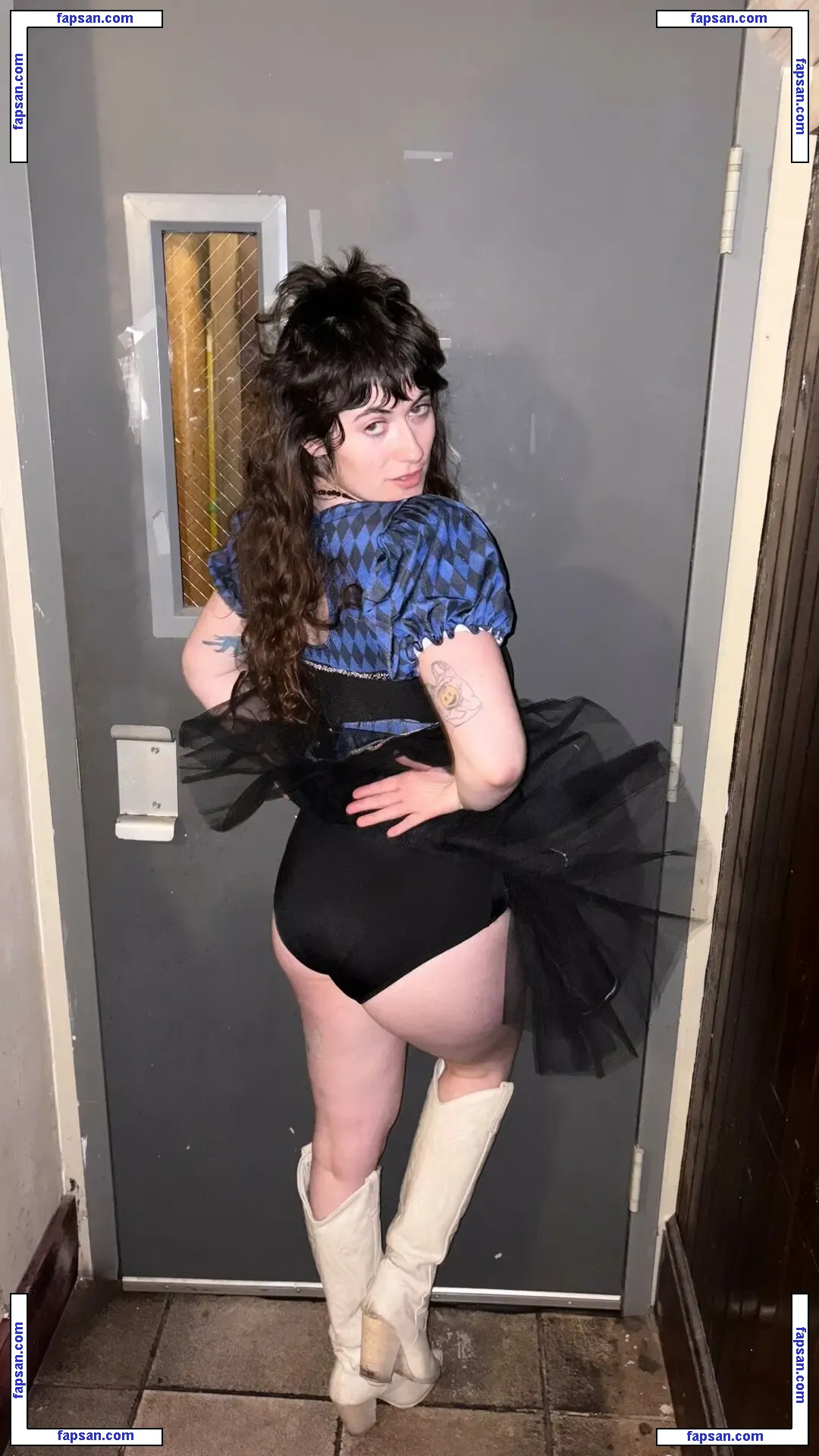 thatgirlsedona nude photo #0021 from OnlyFans