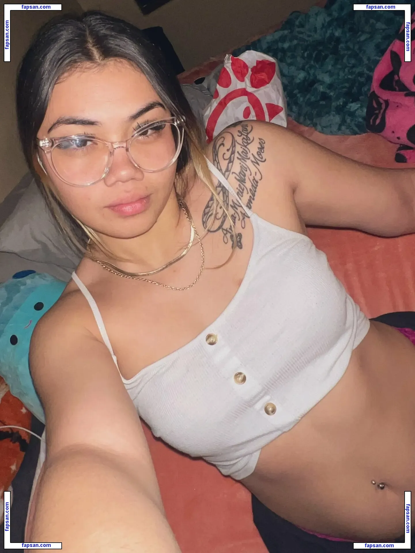 Thatprettybunny nude photo #0003 from OnlyFans