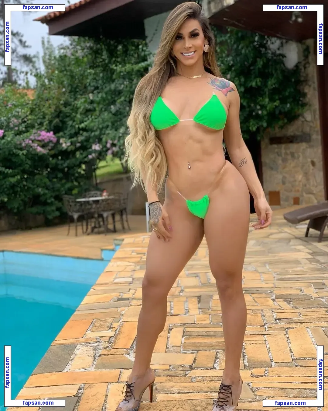 Thaynnadantas nude photo #0004 from OnlyFans