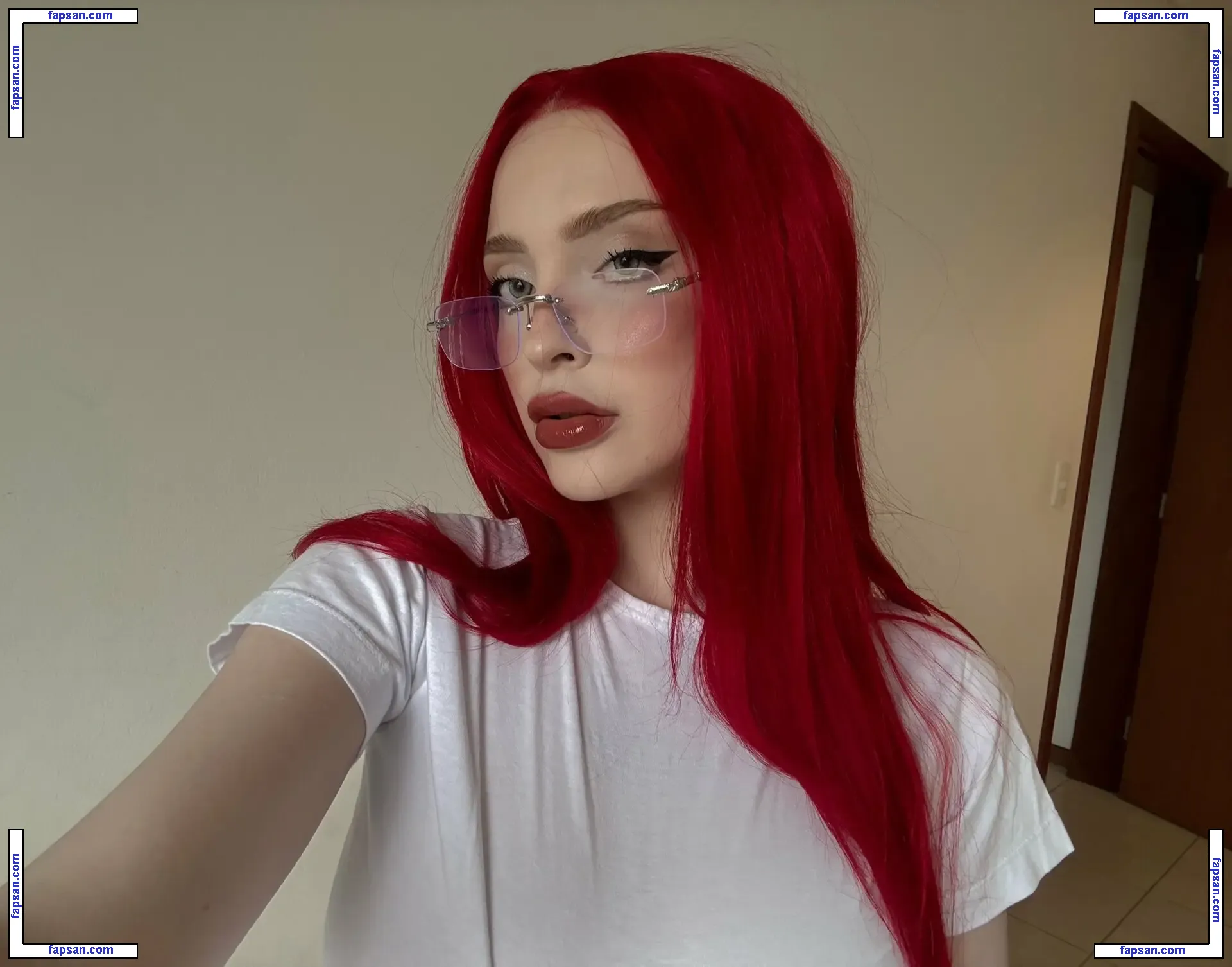 Thayse Kloppel nude photo #0052 from OnlyFans