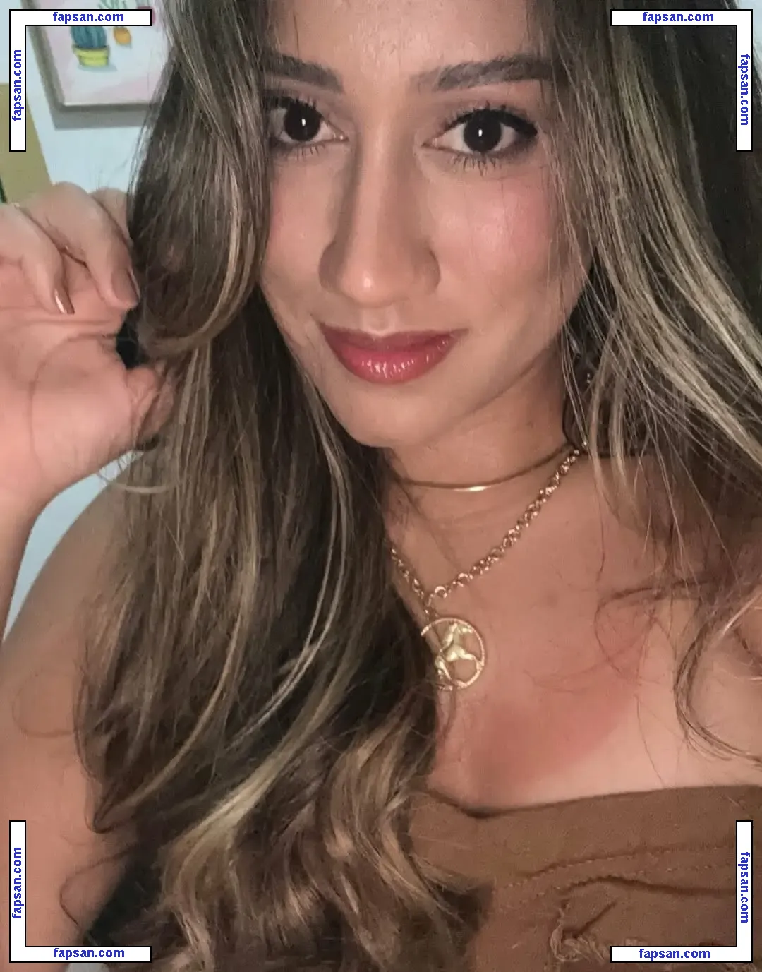 Thayssa Fernandes nude photo #0002 from OnlyFans