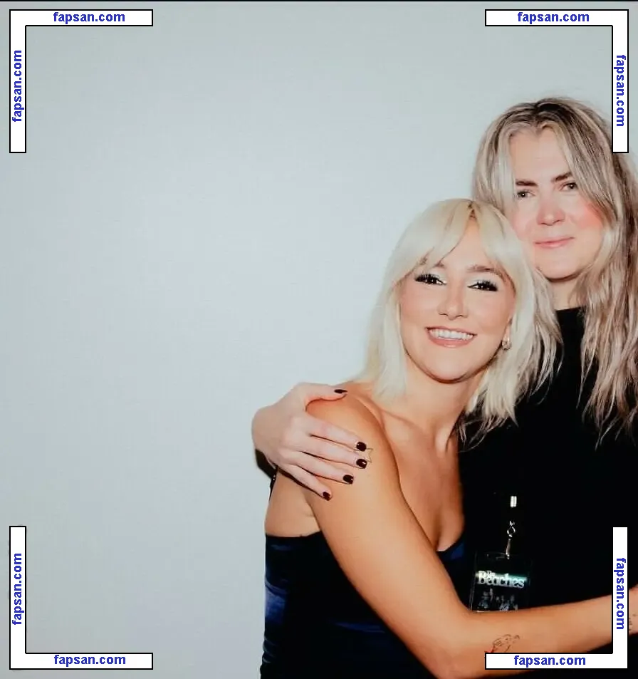 The Beaches nude photo #0010 from OnlyFans