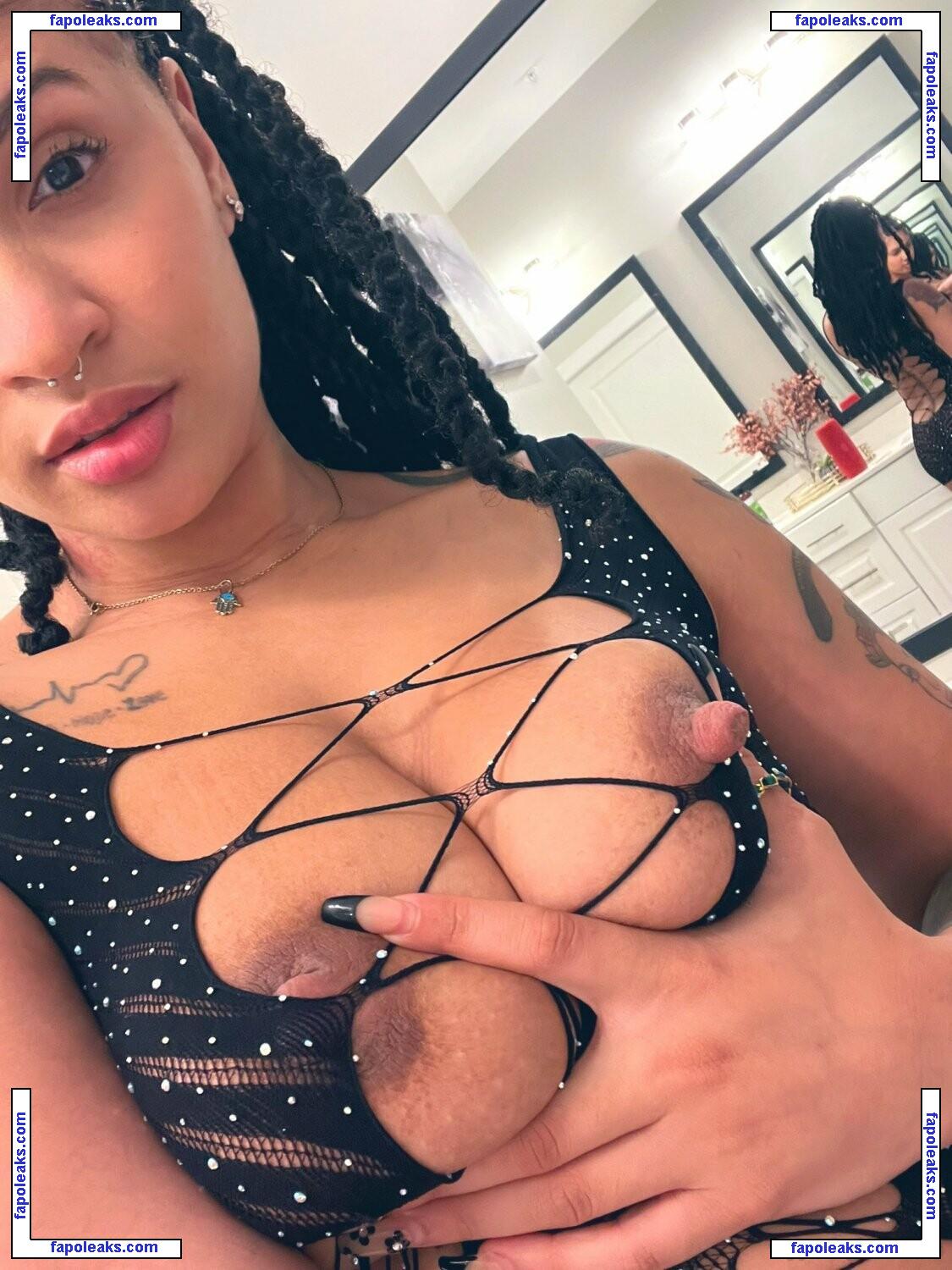 The Boriqua / boriquamami / boriquaposse / theboriquamami nude photo #0002 from OnlyFans