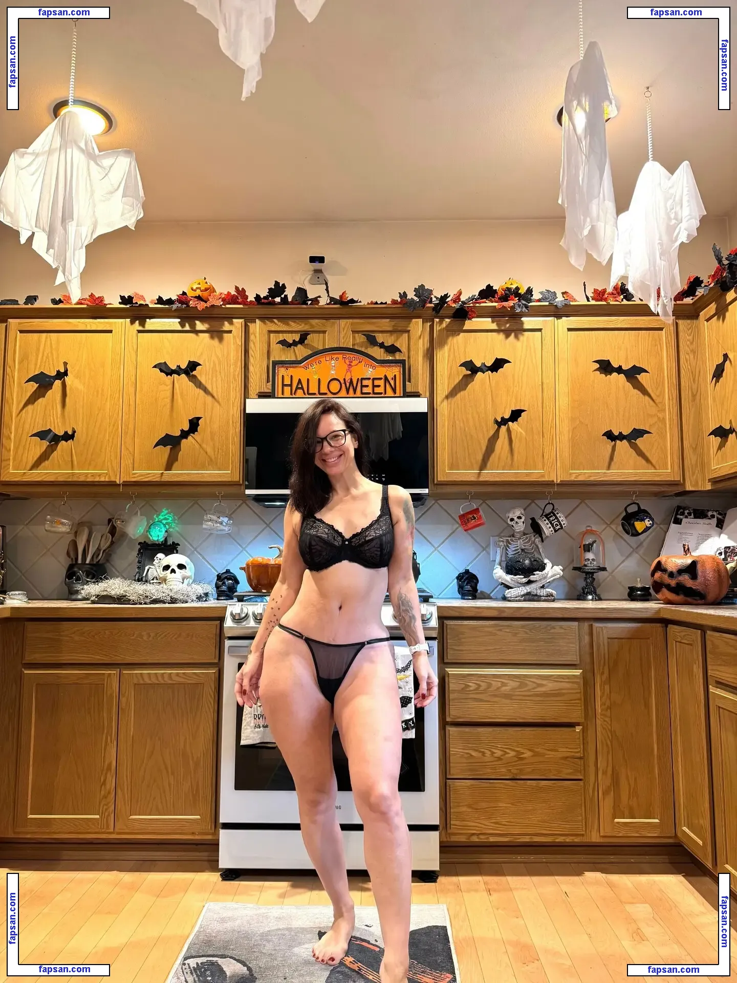 thebrittanyxoxo nude photo #0654 from OnlyFans