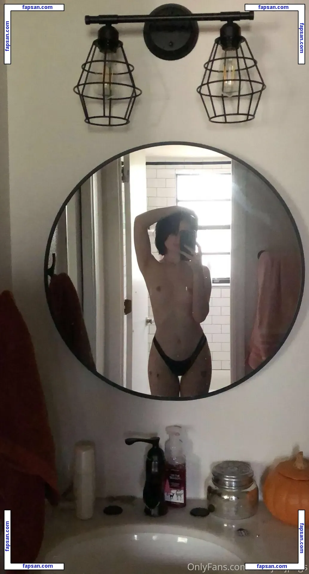 TheBunnyJen nude photo #0006 from OnlyFans