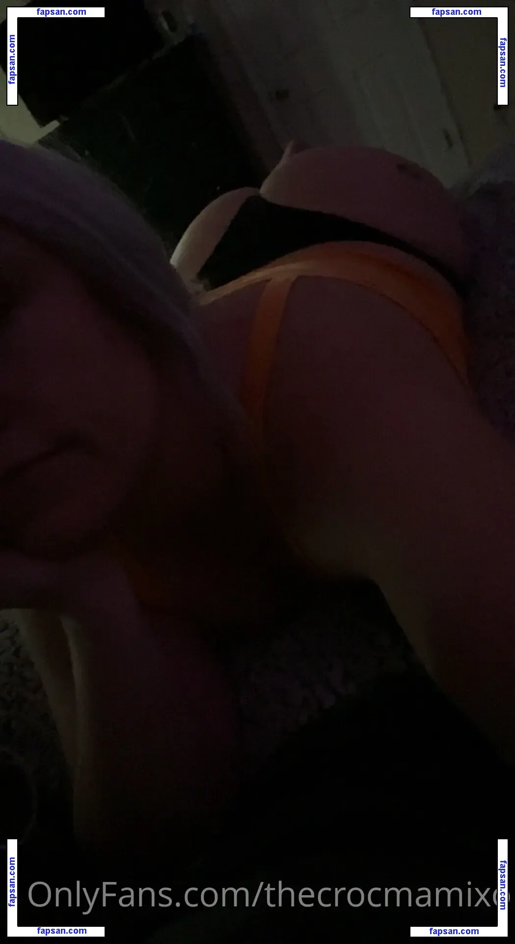 thecrocmamixo nude photo #0007 from OnlyFans