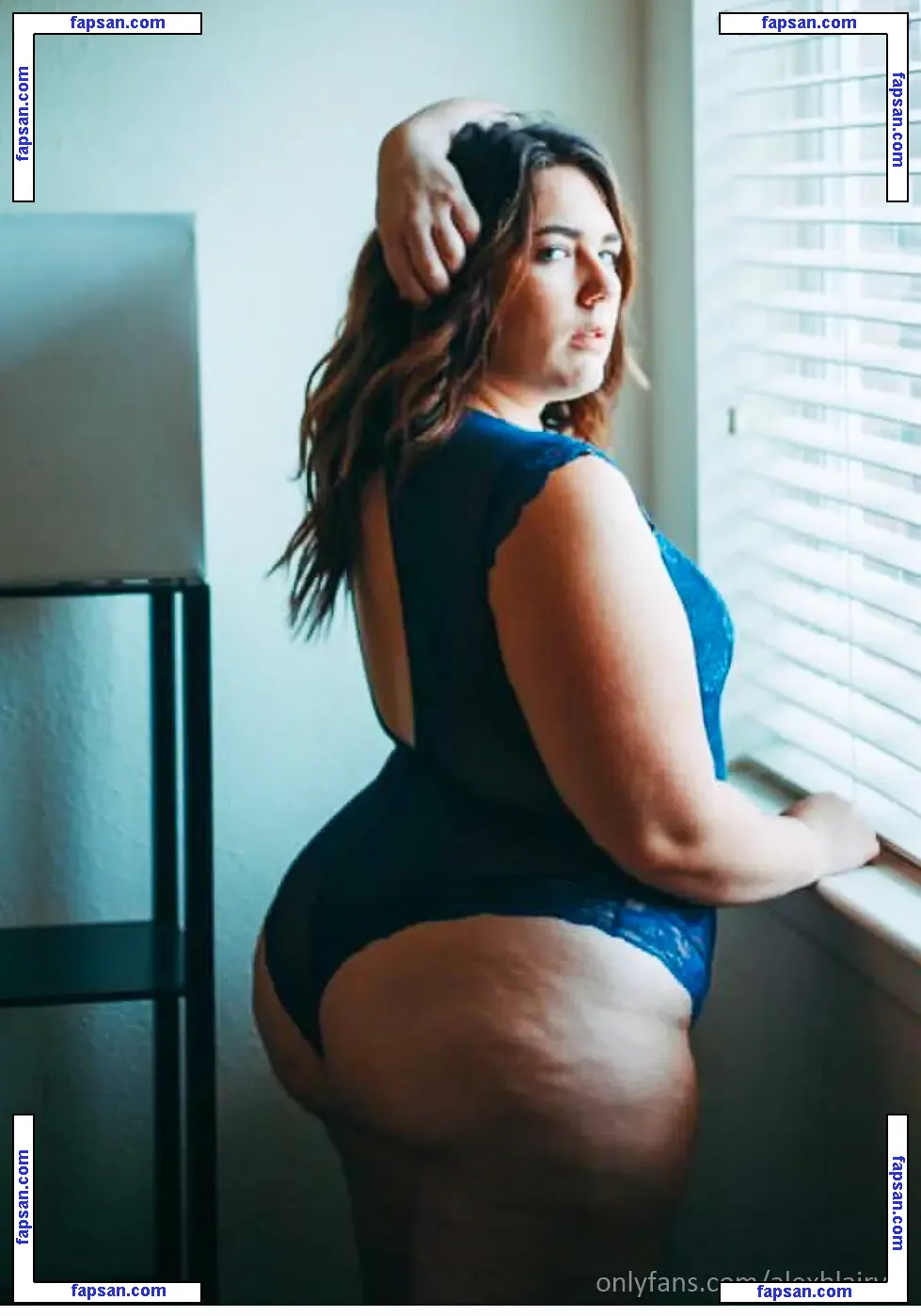 Thecurvyfoxx nude photo #0043 from OnlyFans