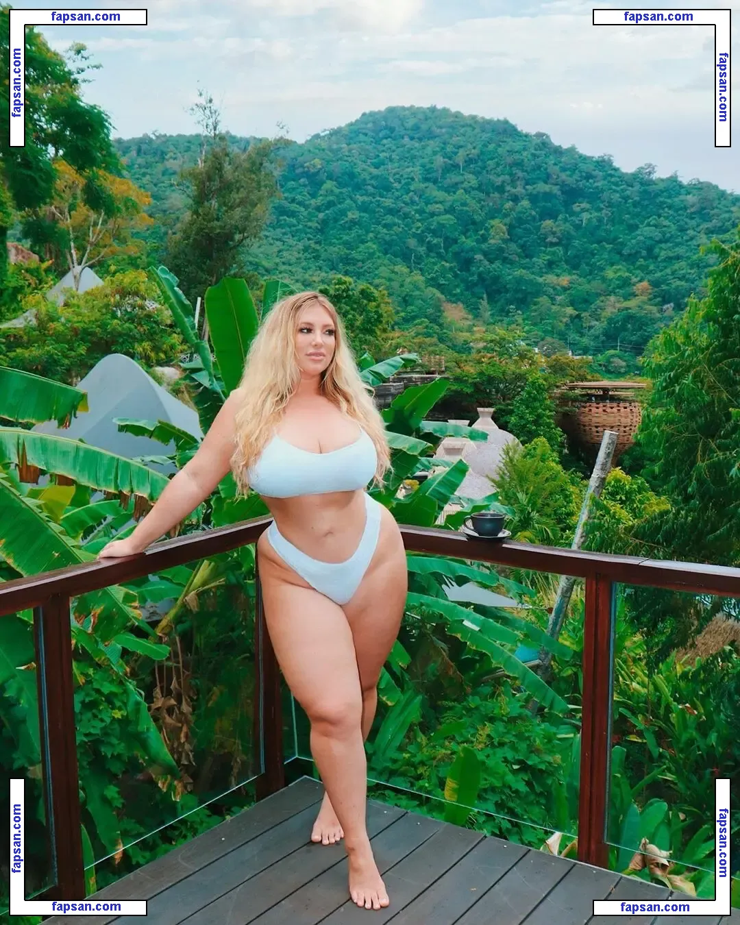 Thedoctorbae nude photo #0006 from OnlyFans