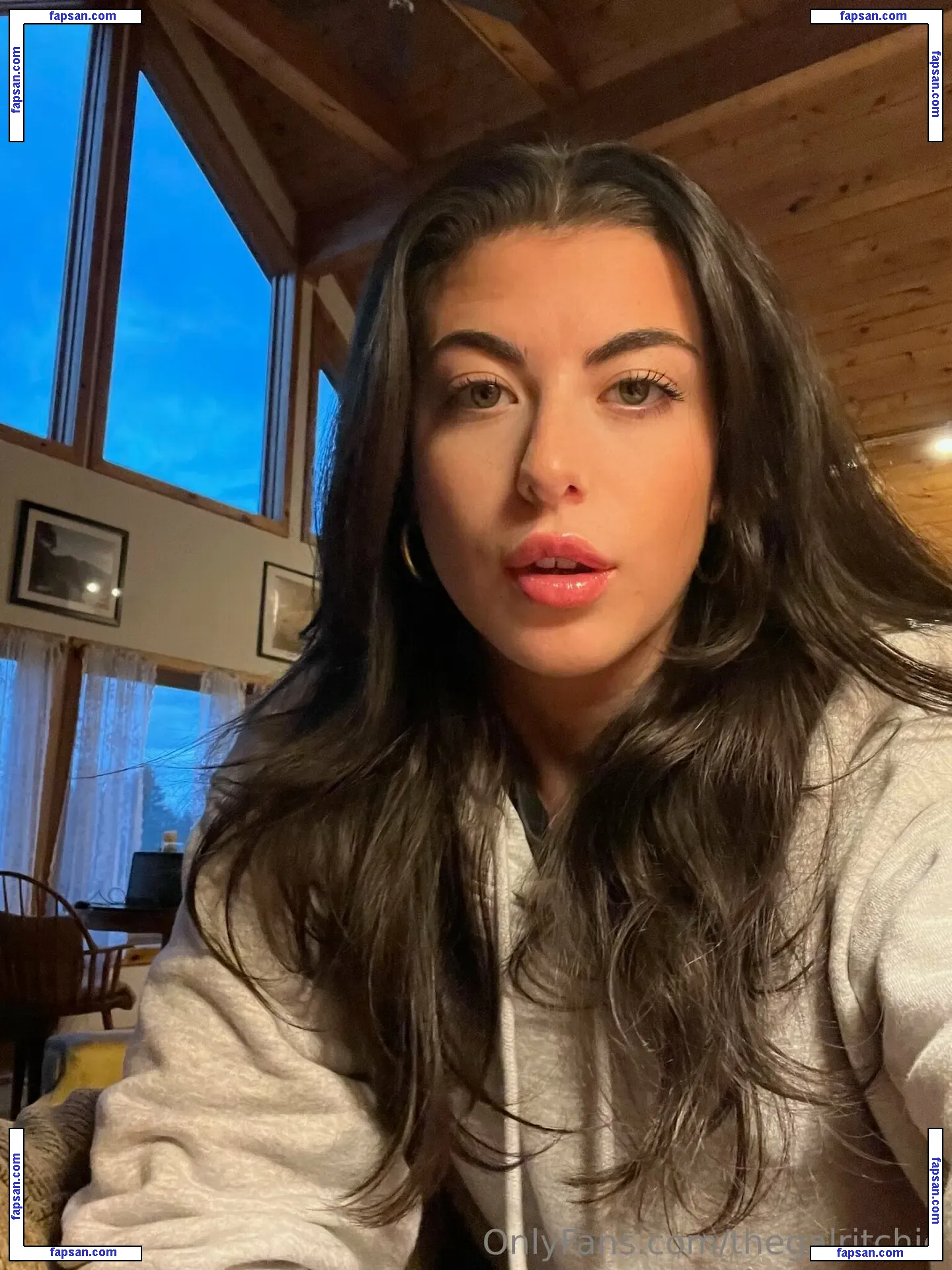 thegalritchie голая фото #0077 с Онлифанс