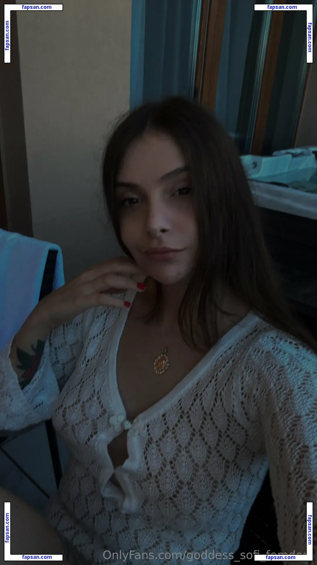 TheGoddess_Sofi nude photo #0002 from OnlyFans