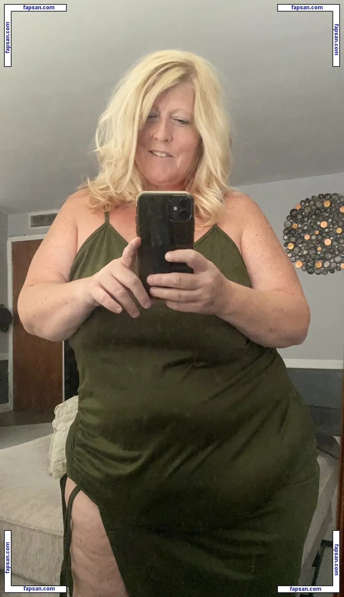 thehottbb nude photo #0008 from OnlyFans