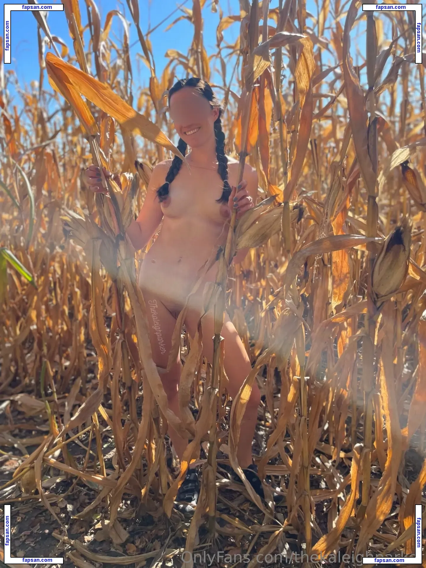 thekaleighparker голая фото #0015 с Онлифанс