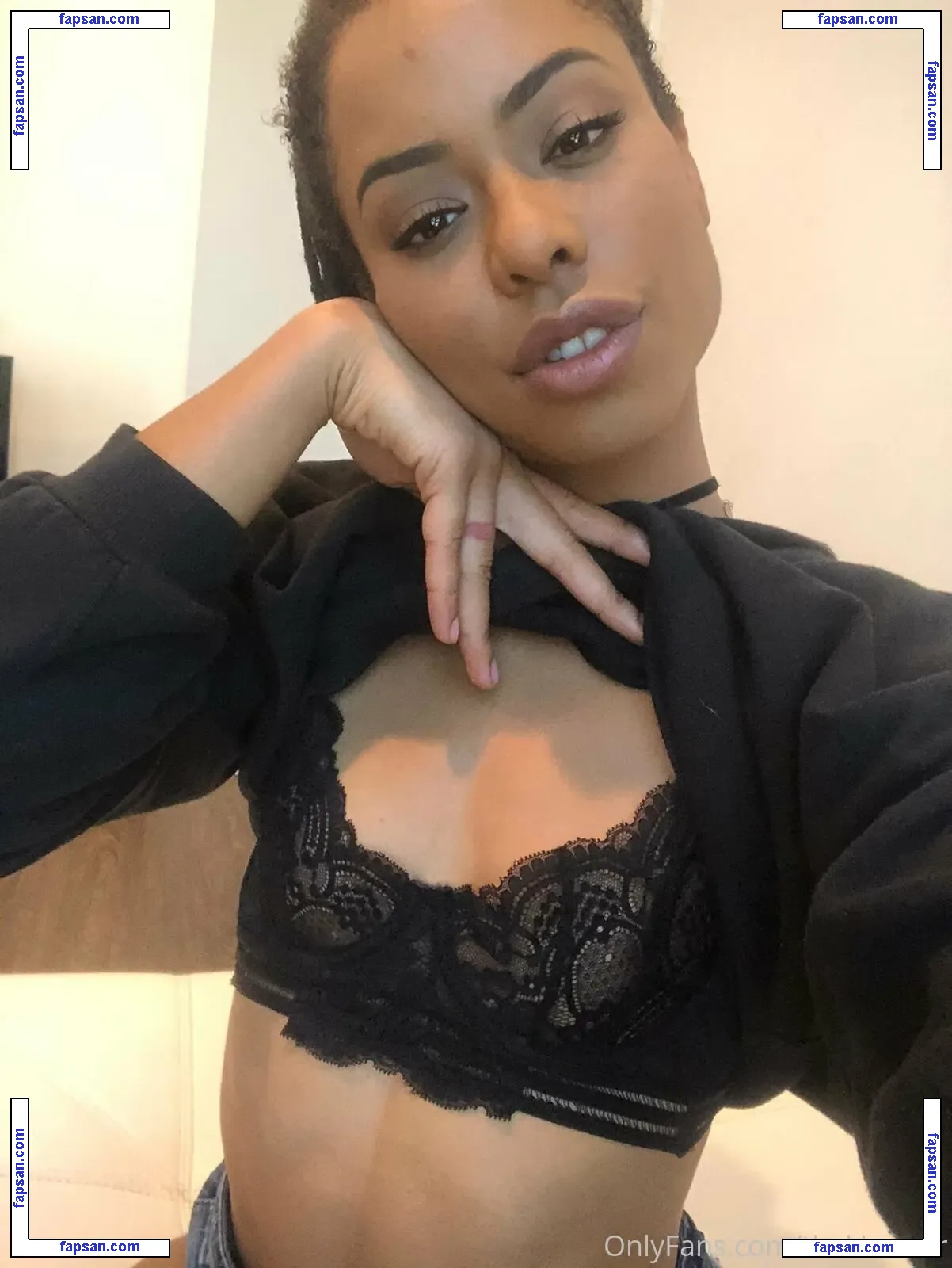 thekiranoir nude photo #0008 from OnlyFans