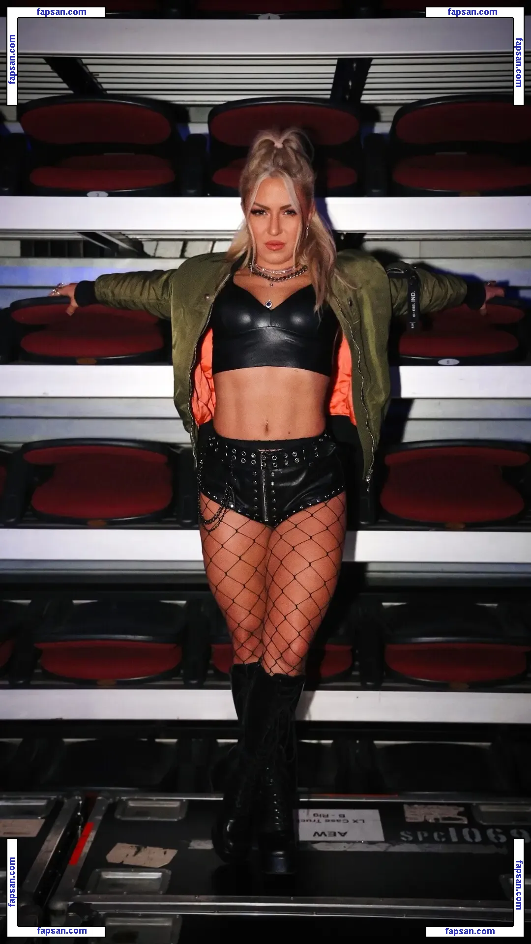 Thekla Kaischauri голая фото #0004 с Онлифанс