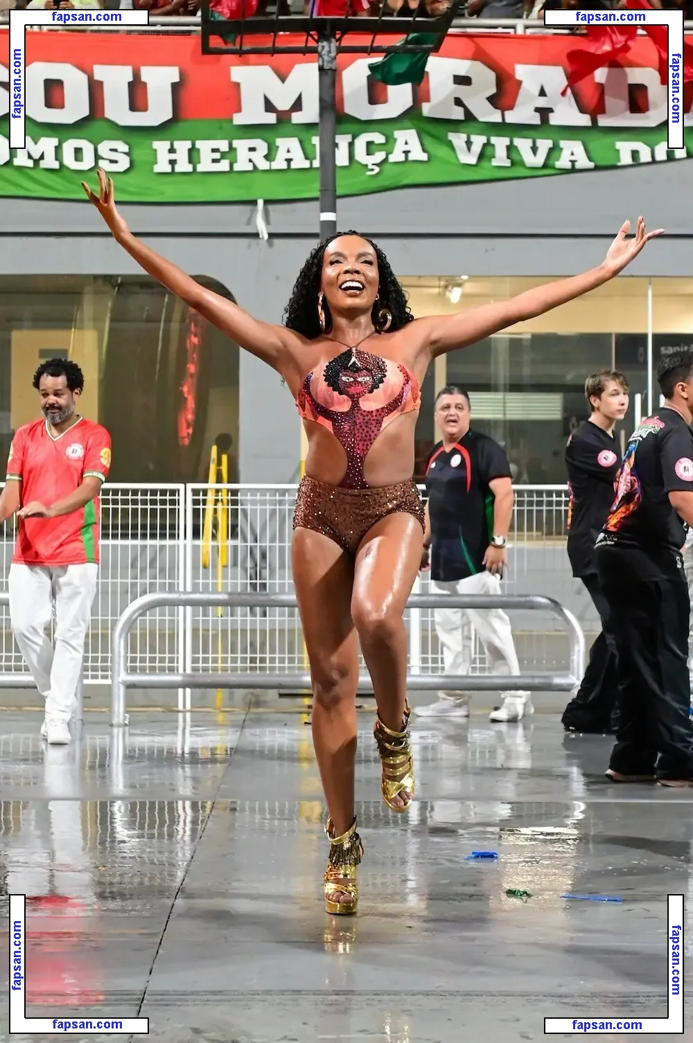 Thelma Assis nude photo #0020 from OnlyFans